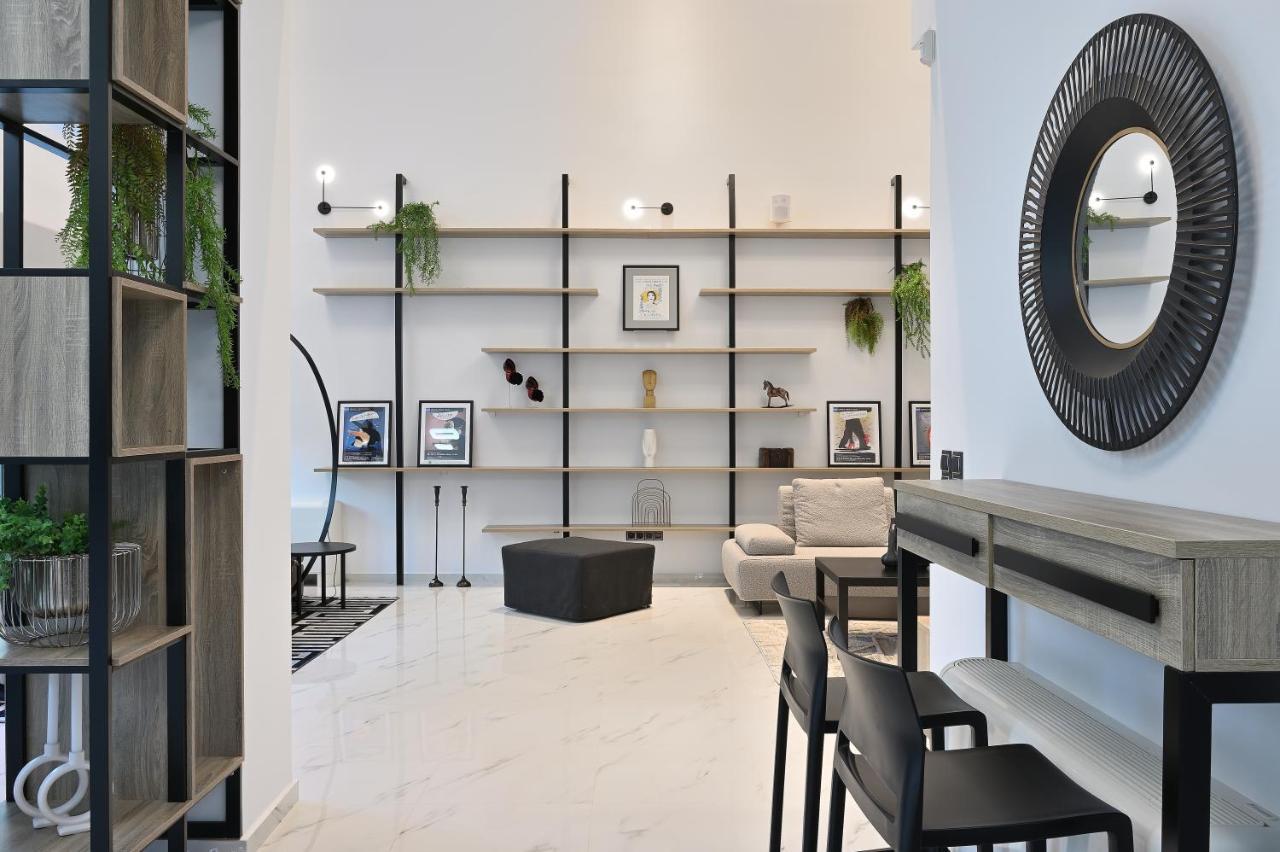 The Lop Athens Holidays Luxury Suites Exterior foto