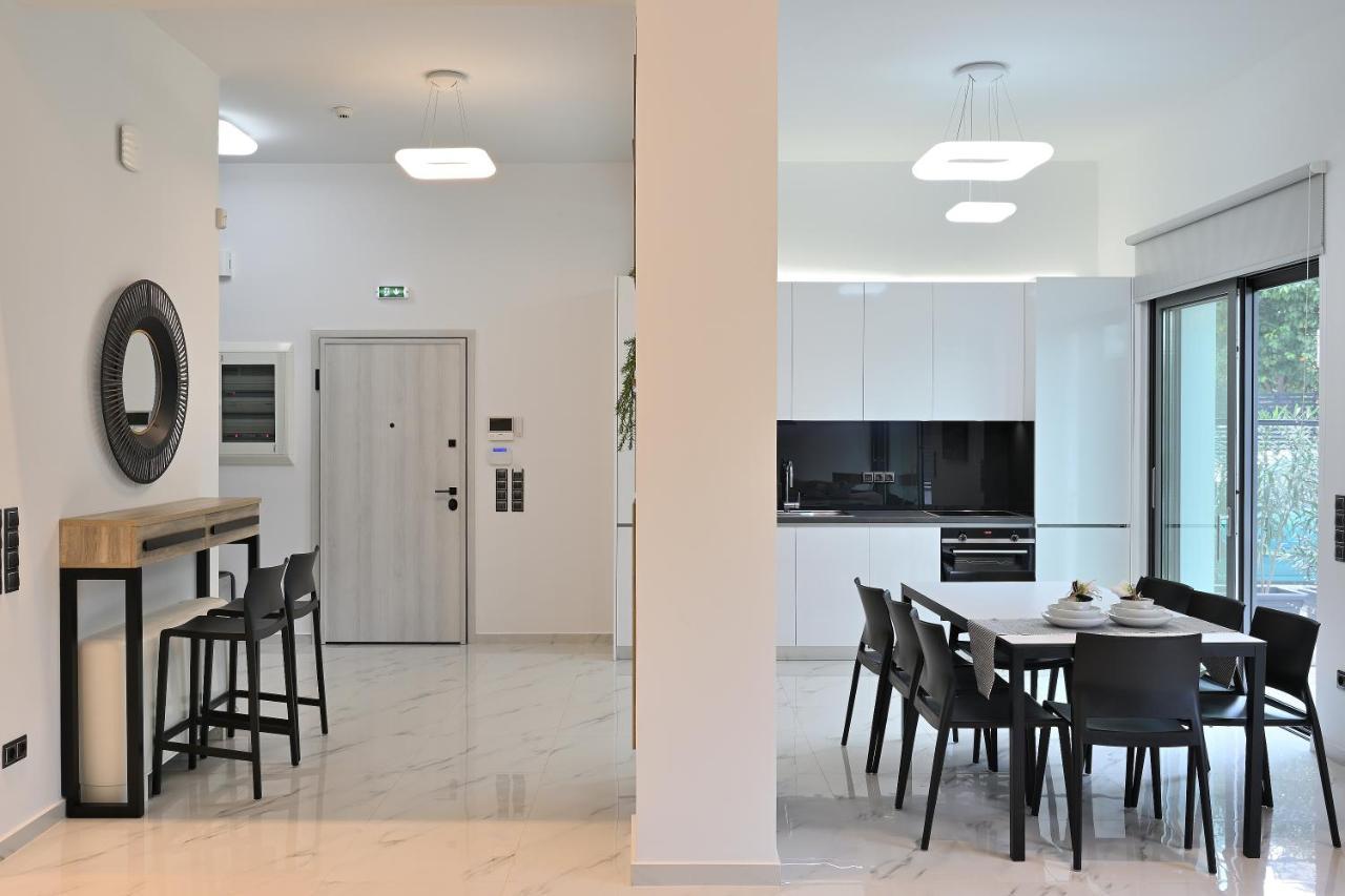 The Lop Athens Holidays Luxury Suites Exterior foto