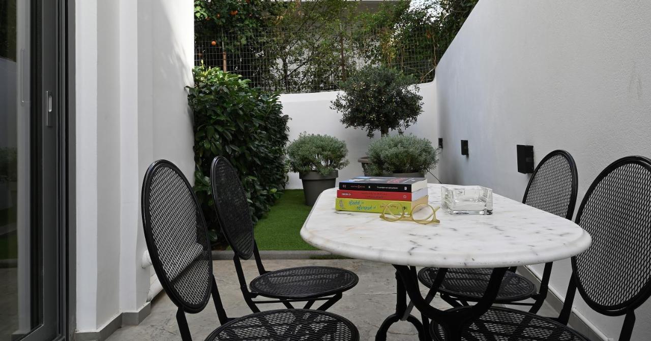 The Lop Athens Holidays Luxury Suites Exterior foto